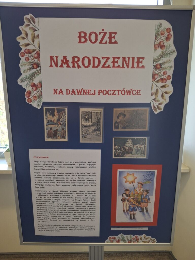 Pierwsza plansza wystawy ,,Boże Narodzenie na dawnej pocztówce"